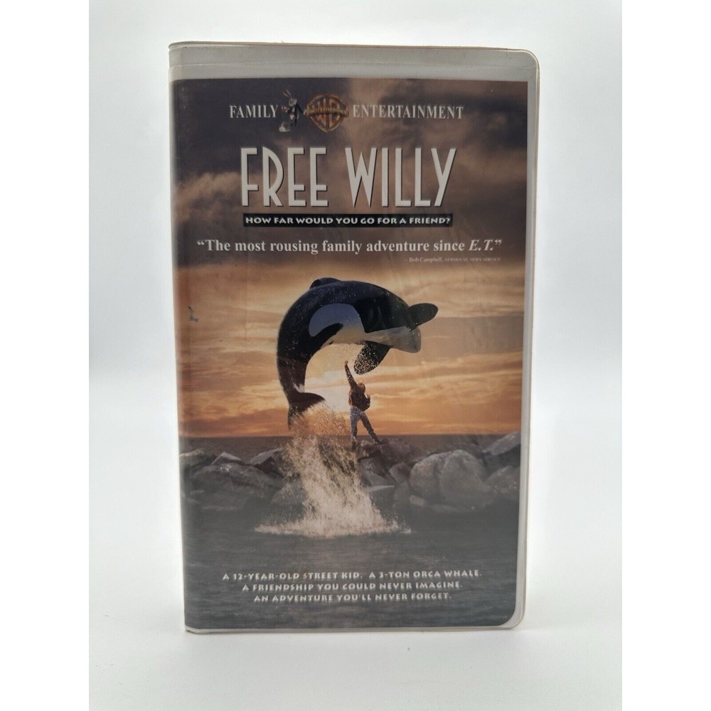 Free Willy (VHS, 1993, Clamshell)‎